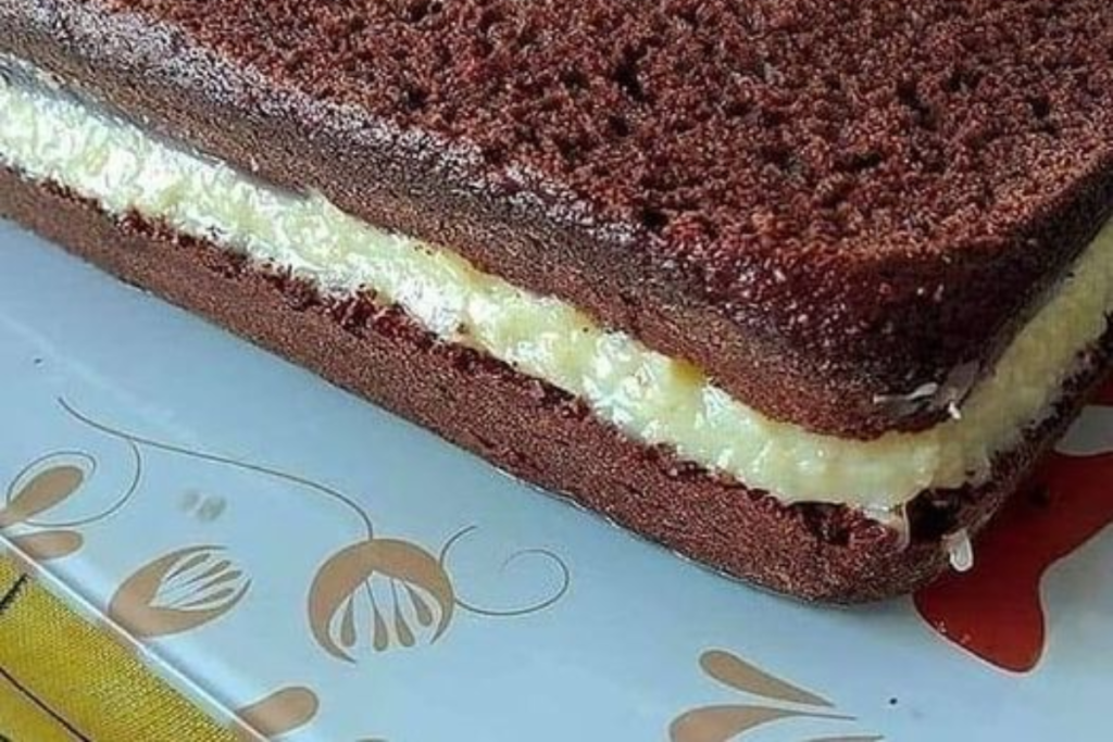 Bolo Prestígio Molhadinho: A Receita Irresistível para os Fãs de Coco e Chocolate