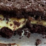 Bolo de Chocolate com Recheio Cremoso que Vai te Surpreender