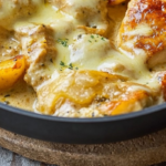 Frango com Batatas em Molho de Queijo: Uma Receita Cremosa que Vai Surpreender a Sua Família